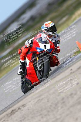 media/Mar-23-2025-TrackDaz (Sun) [[88a7749186]]/A Group/11am (Sunset)/